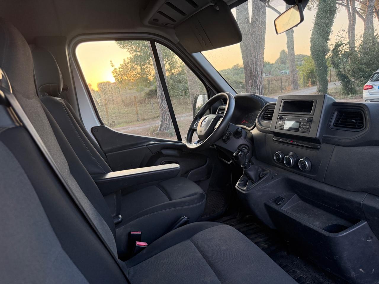 Renault Master Cabinato