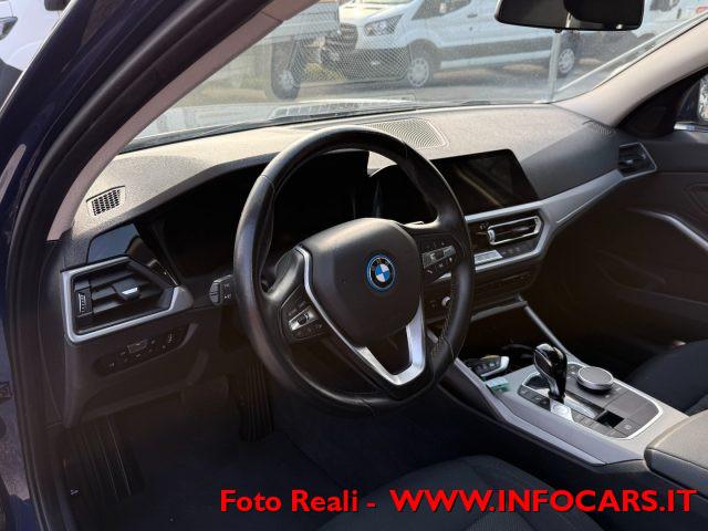 BMW 330 e Plug-In-Hybrid Business Advantage PROMO