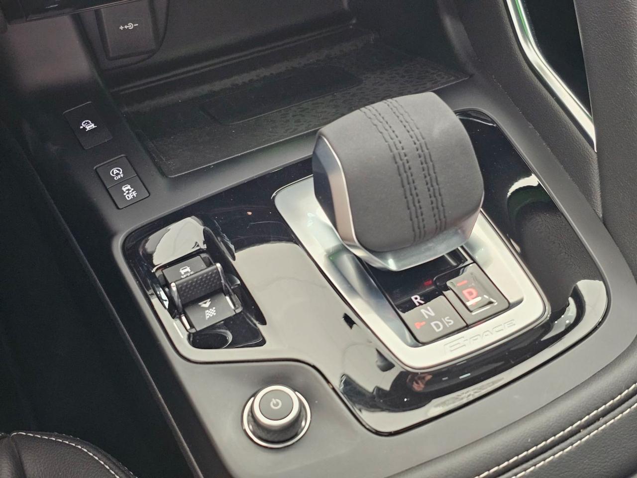 Jaguar E-Pace R-Dynamic SE Navi Camera Tetto C.20" LED BlackPack