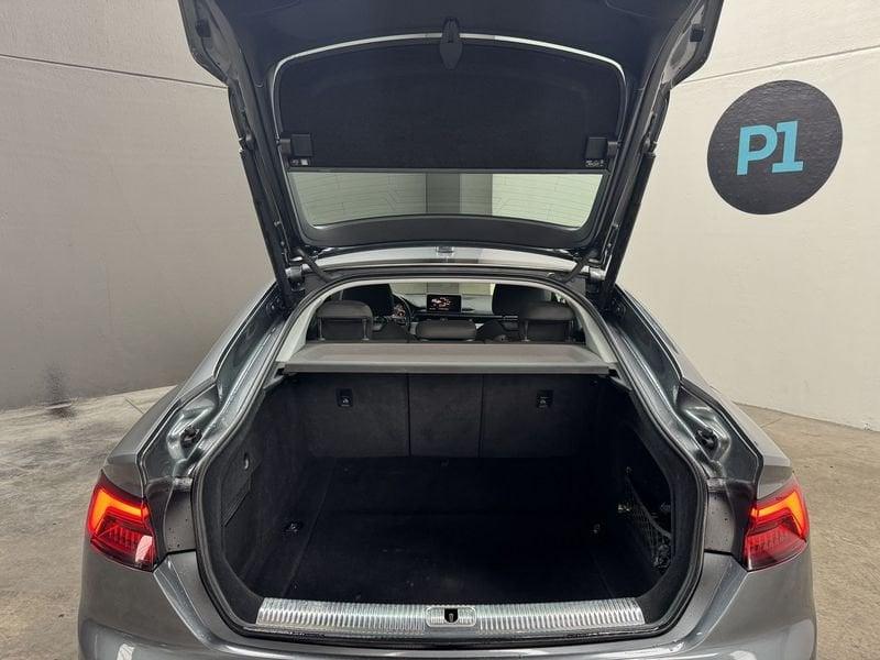 Audi A5 Sportback 40 2.0 tdi 190cv S-Tronic Business Advanced Virtual Cockpit Fari LED Sedili Riscaldabili