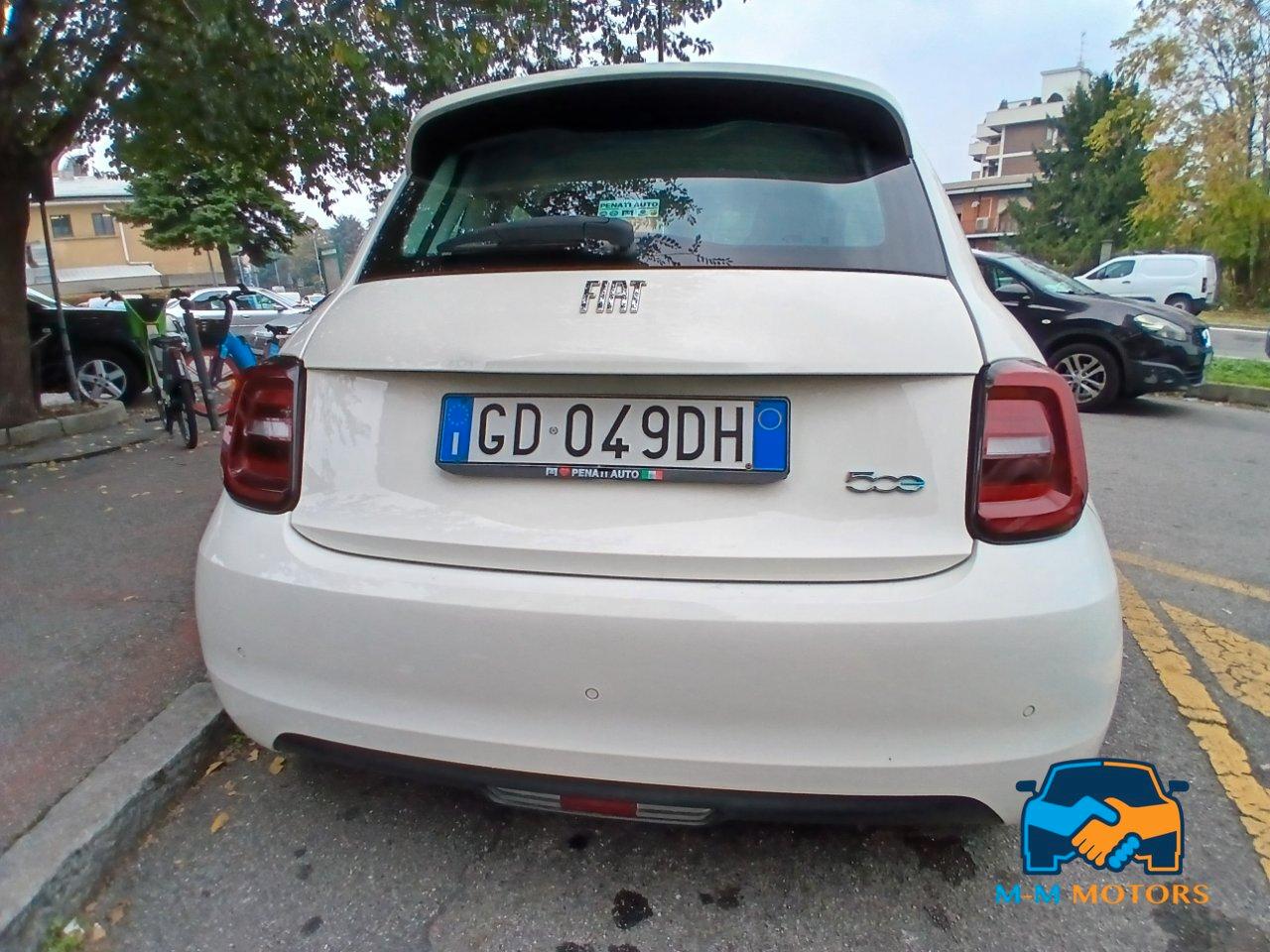 Fiat 500e 42 kWh La Prima