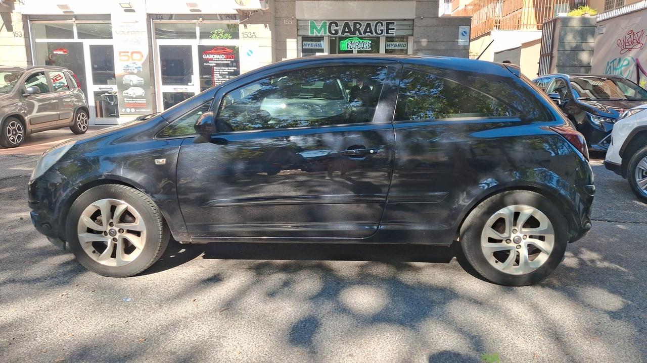 Opel Corsa 1.2 3 porte Enjoy