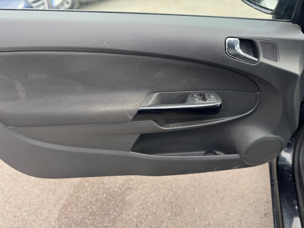 Opel Corsa 3 Porte 1.2 Ecotec Gpl-tech 85cv