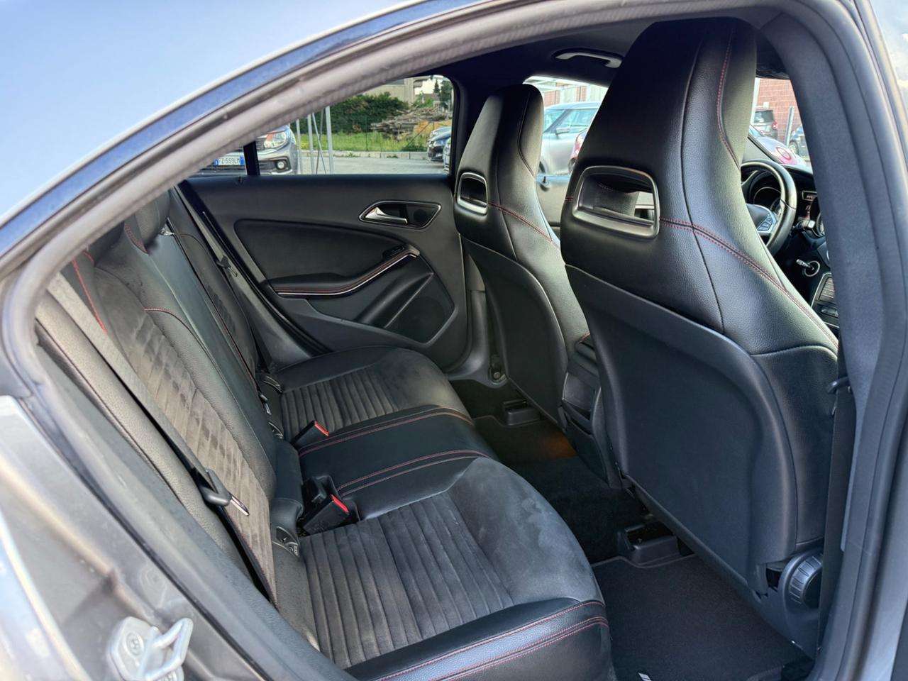 Mercedes-benz CLA 200 Premium AMG AUTOMATICA