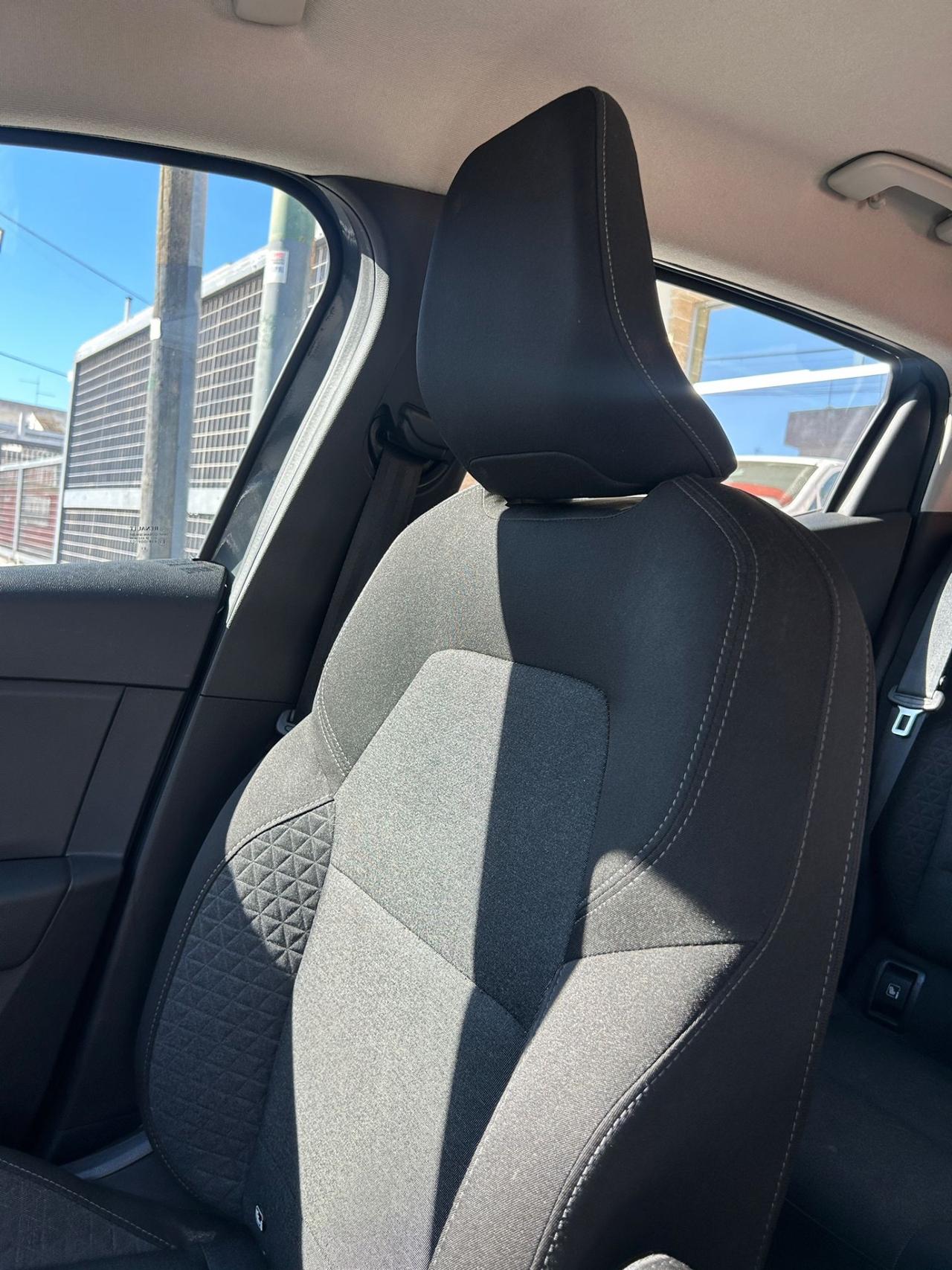 Renault Clio TCe 100 CV GPL Zen-2021 LED/17"/NAVI