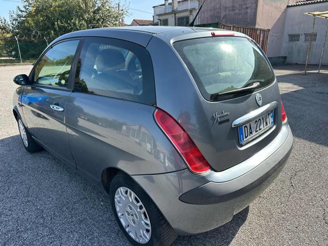 LANCIA Ypsilon 1.2 16V Oro GPL ( gas )