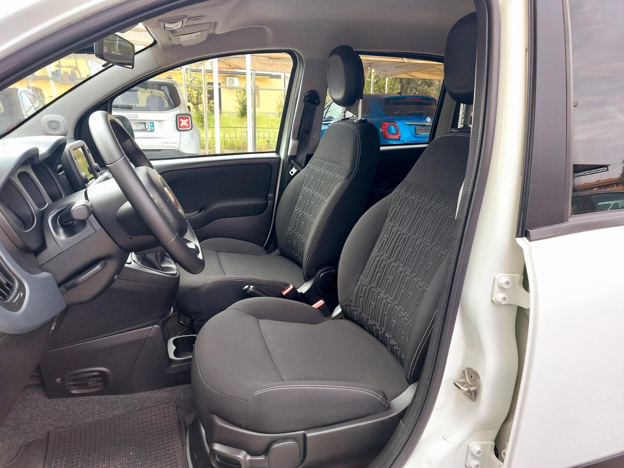 Fiat Panda 1.0 Hybrid City Cross - 18.000 Km.-2023