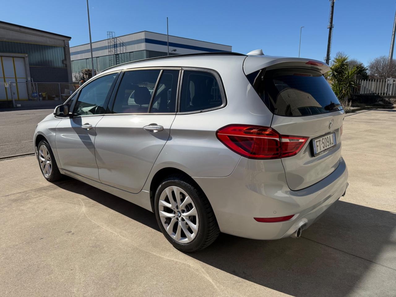 Bmw 2er Active Tourer 220d Sport aut.