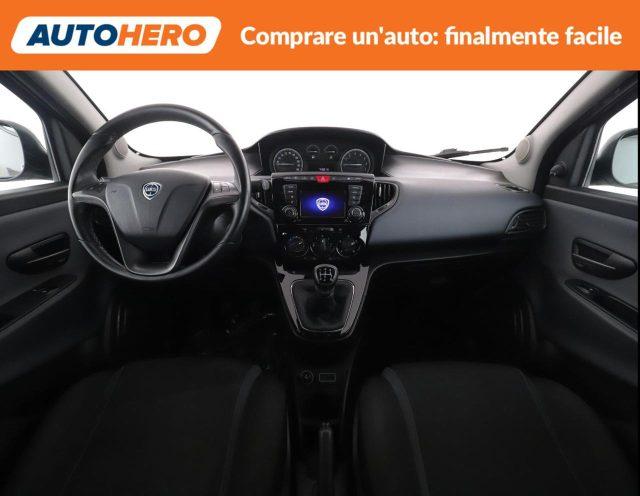 LANCIA Ypsilon 1.2 69 CV 5 porte Silver
