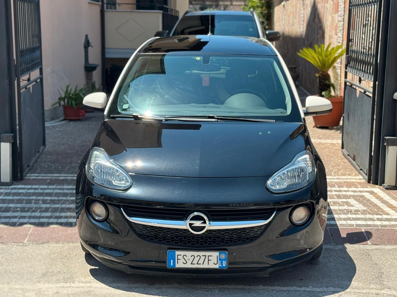 Opel Adam Rocks 1.2 70 CV