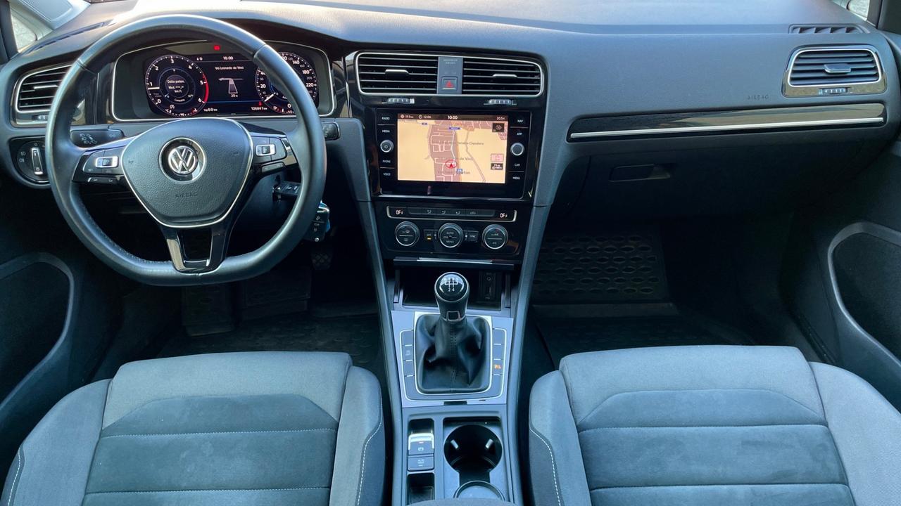 VOLKSWAGEN GOLF 1.6 TDI EXECUTIVE BLUEMOTION TECHNOLOGY 116CV - VIRTUAL COCKPIT, CARPLAY, NEOPATENTATI