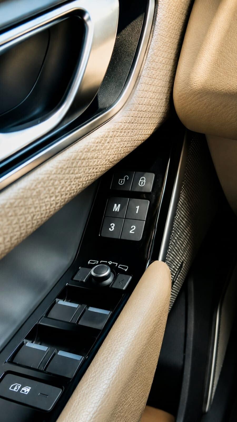 Land Rover Range Velar 2.0D I4 240 CV