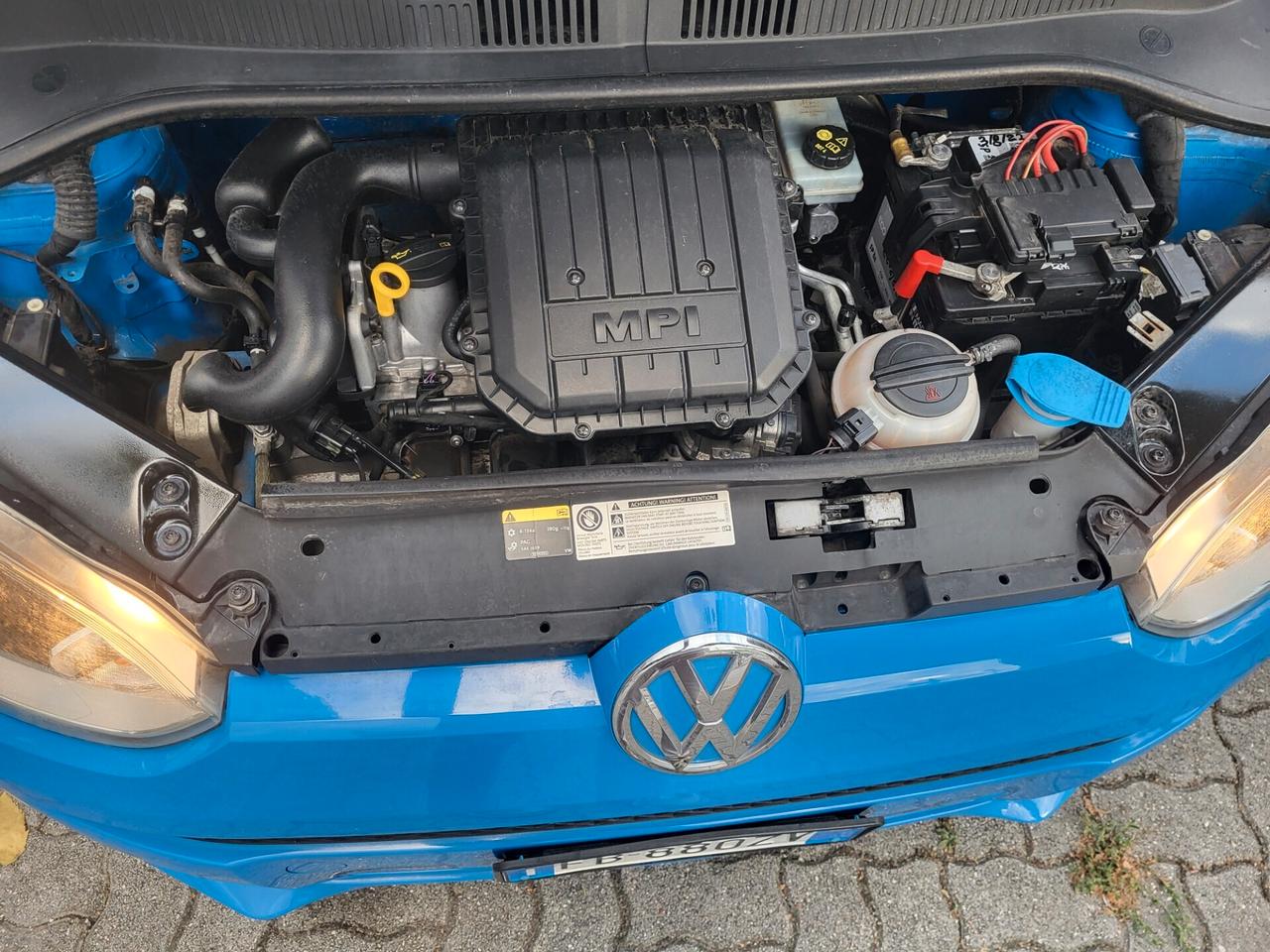 Volkswagen up! 1,0-UNICA PROPR-EURO 6-3 REVISIONI