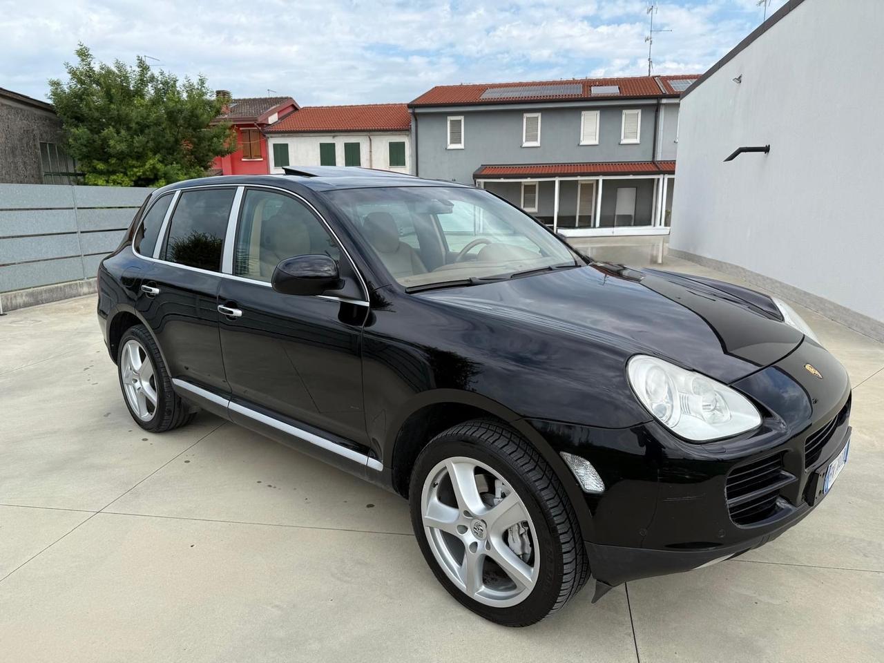 Porsche Cayenne 4.5 cat S