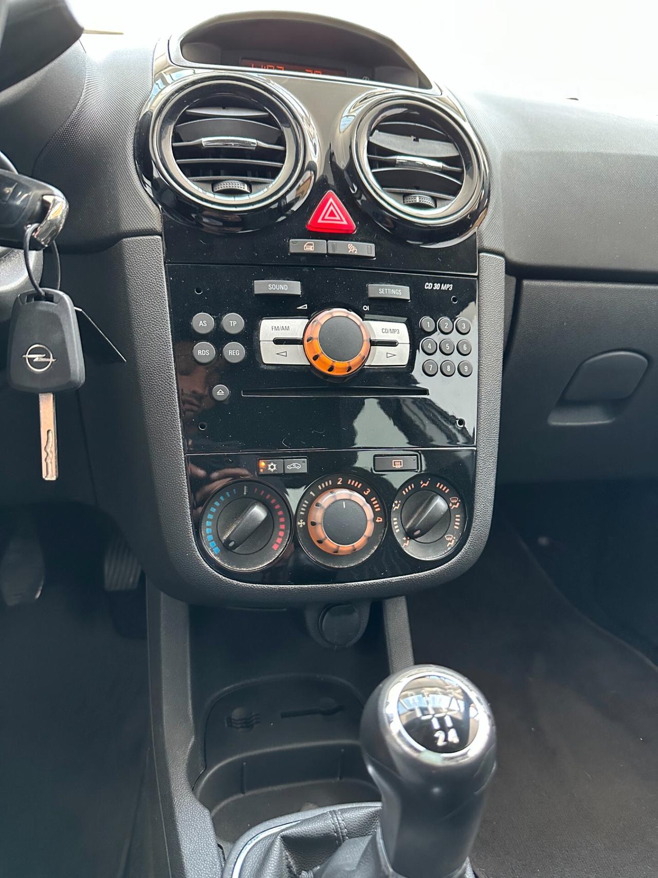 Opel Corsa 1.2 Benz, Euro 5A, Uni Propr, si neop, impecca