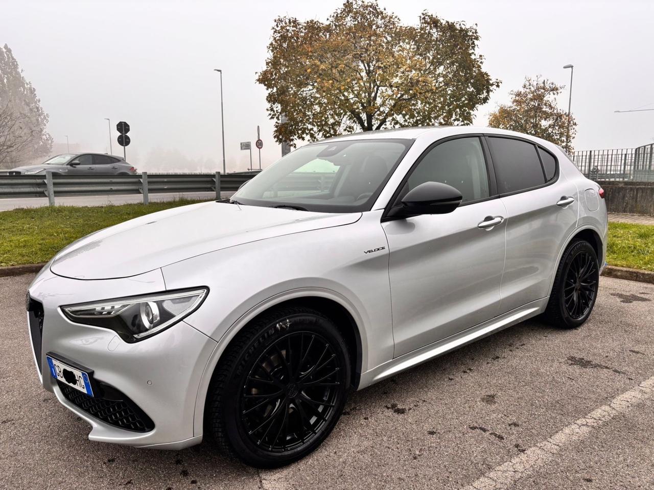 Alfa Romeo Stelvio 2.2 Turbodiesel 160 CV AT8 RWD Super