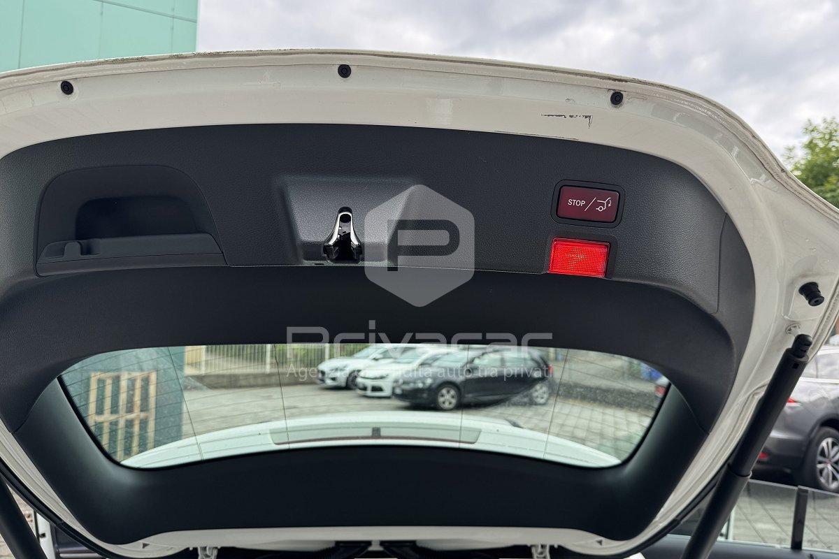 MERCEDES CLA 180 Premium