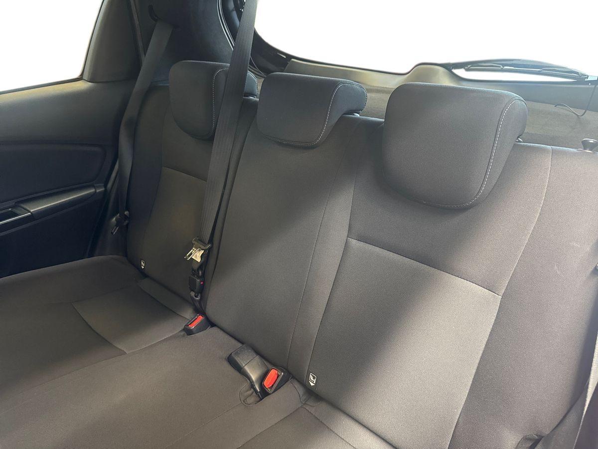 TOYOTA Yaris 3ª serie - Yaris 1.5 Hybrid 5 porte Trend "Red Edition