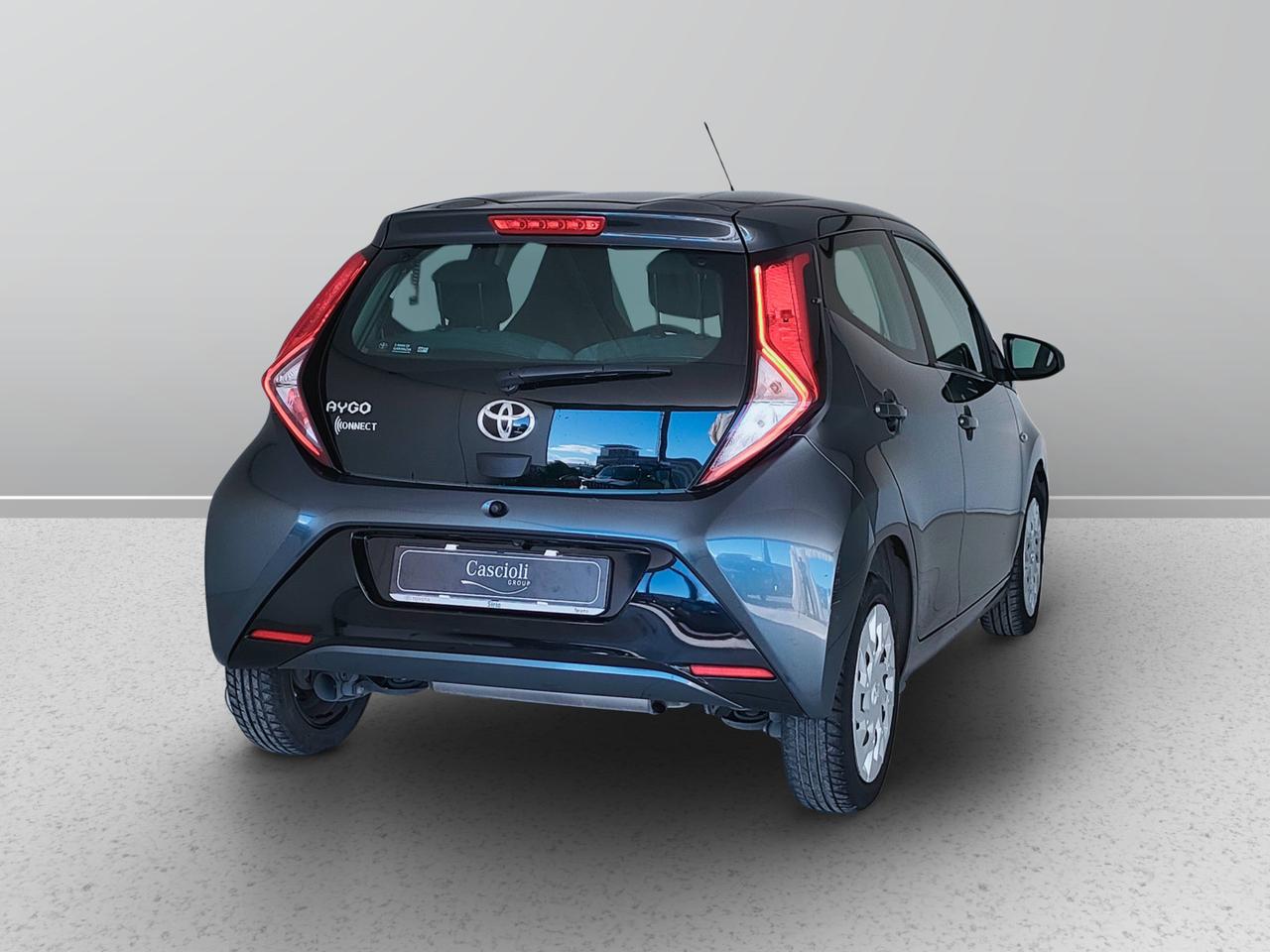 TOYOTA Aygo II 2018 5p - Aygo 5p 1.0 x-play m-mt 72cv