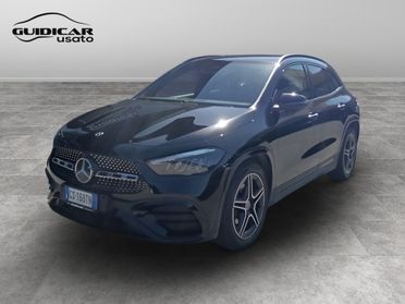 Mercedes-Benz GLA-H247 2023 - GLA 180 d AMG Line Advanced Plus auto