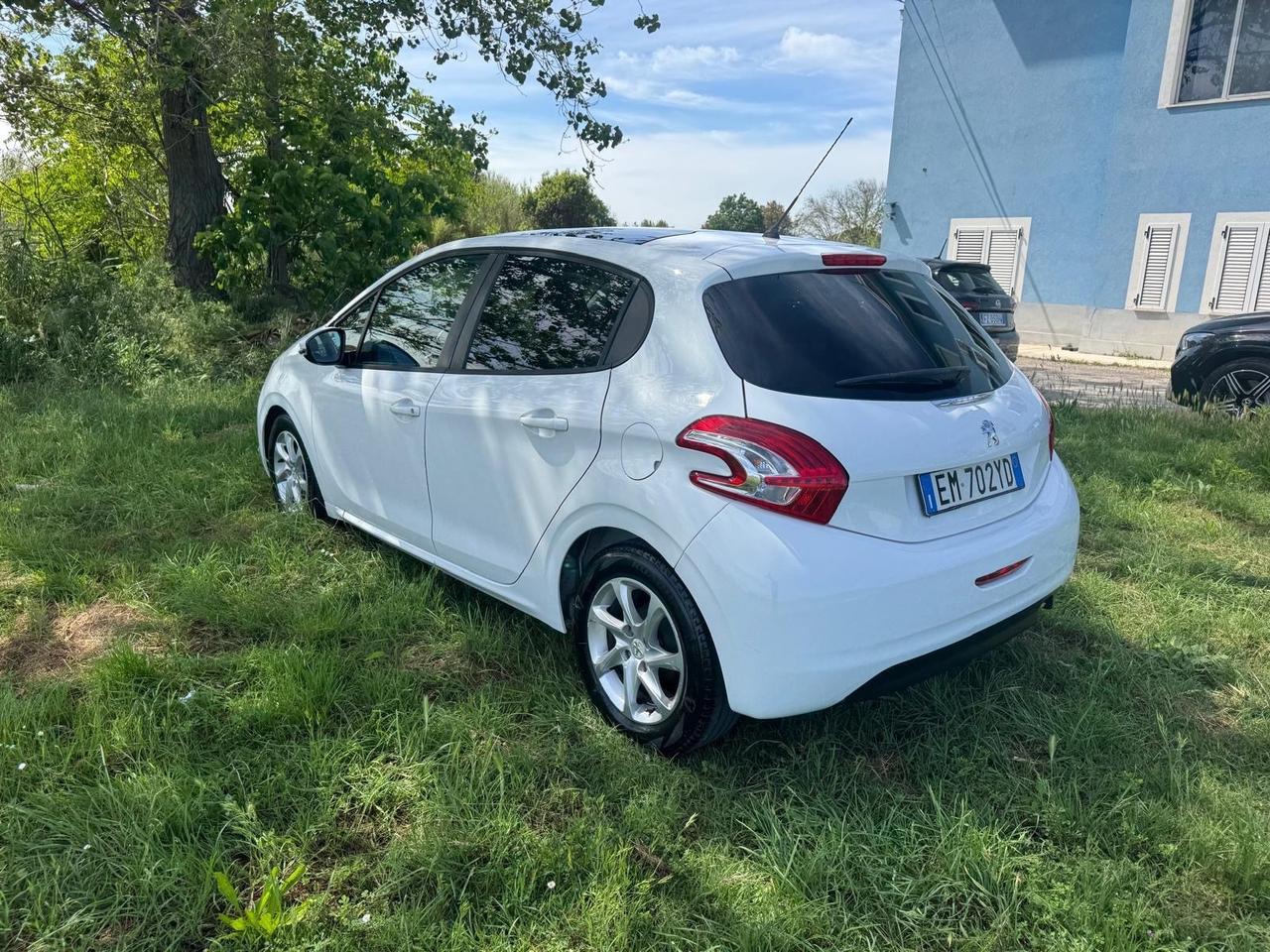 Peugeot 208 1.4 e-HDi 68 CV S&S 5 porte Active Neo P