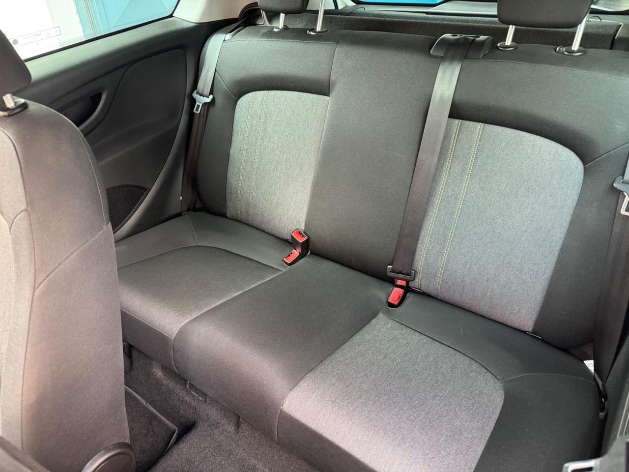 Fiat Punto 1.3 MJT II 75 CV 3 porte Young