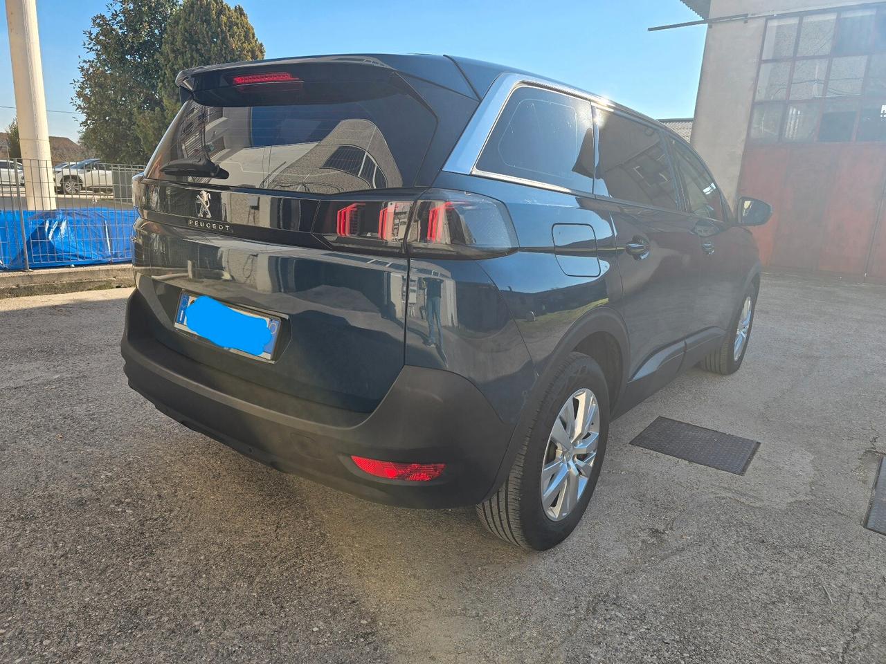 Peugeot 5008 BlueHDi 130 S&S EAT8 Active Pack