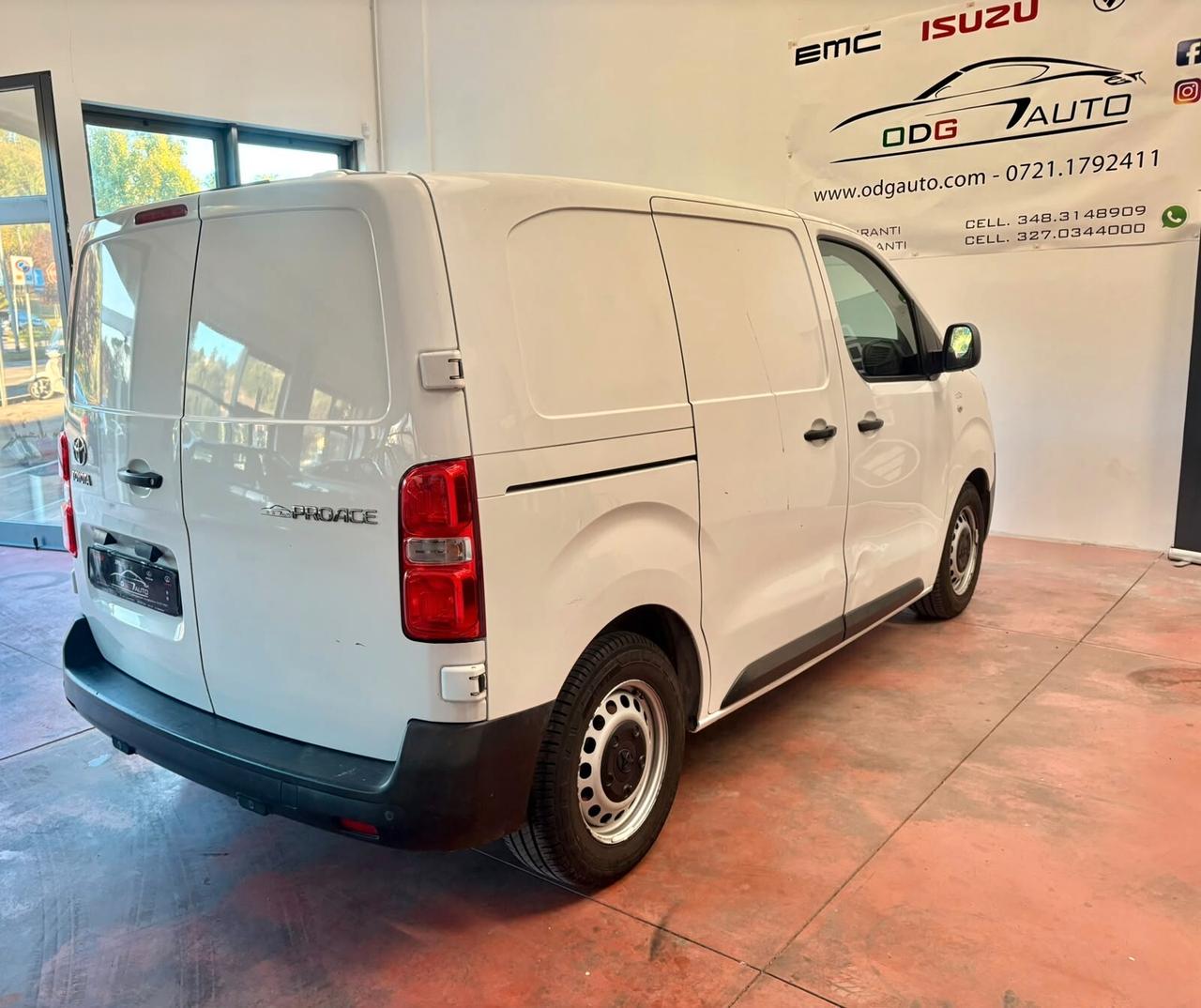 TOYOTA FURGONE PROACE Diesel 1.5 CV 120 Km 253.007 garanzia 12 mesi