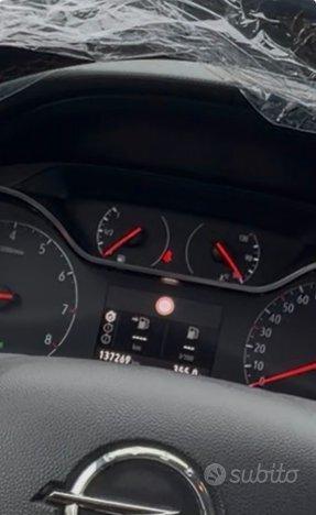 Opel Crossland X 1.2