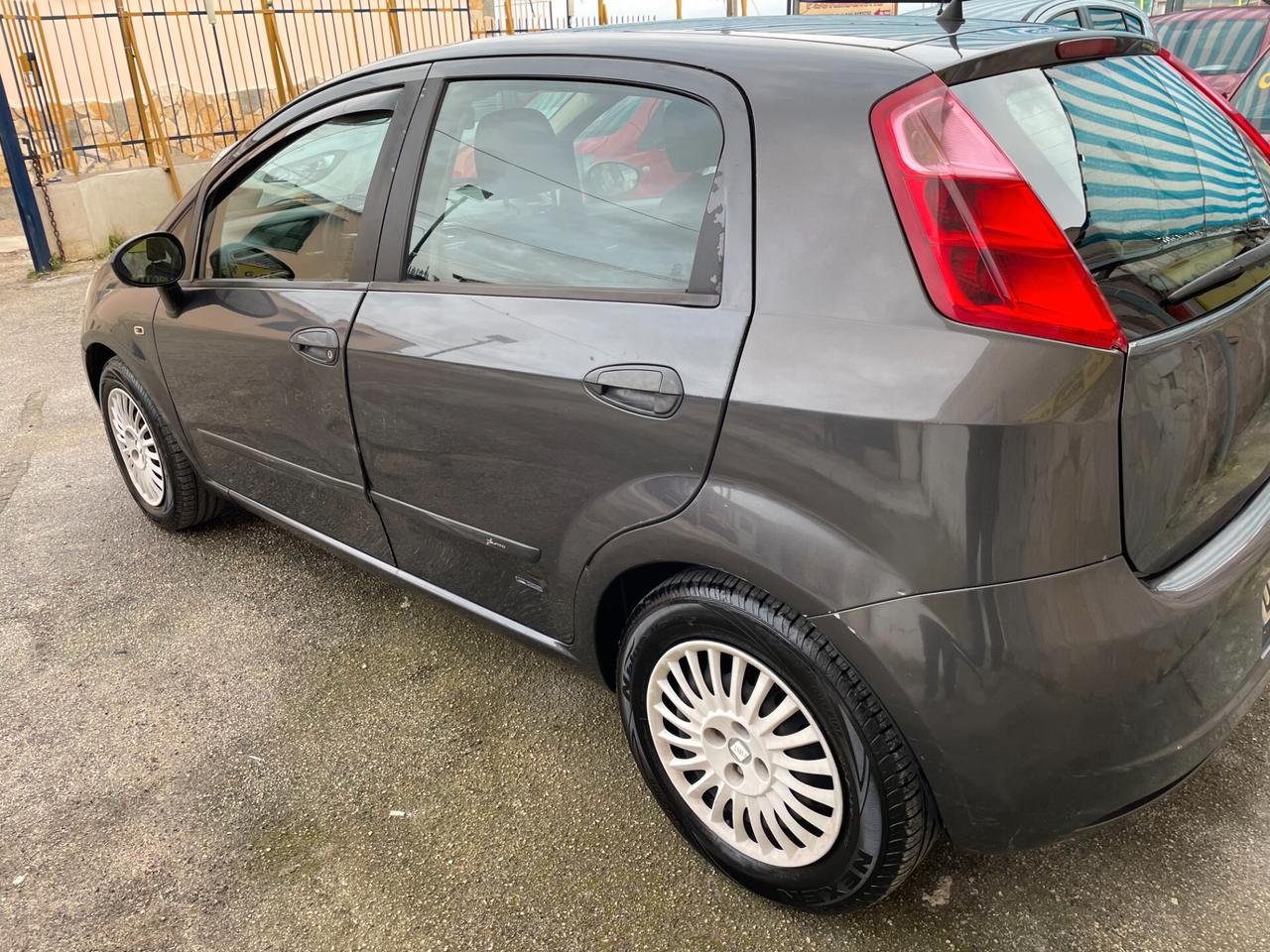 Punto Grande Punto 1.2 5 porte GPL