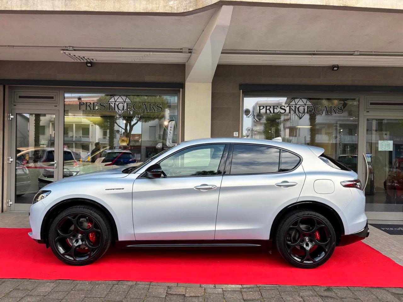 Alfa Romeo Stelvio Competizione