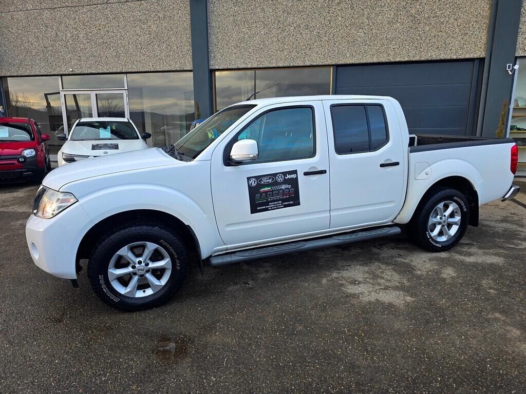 Nissan Navara 2.5 dCi 190CV "LE"