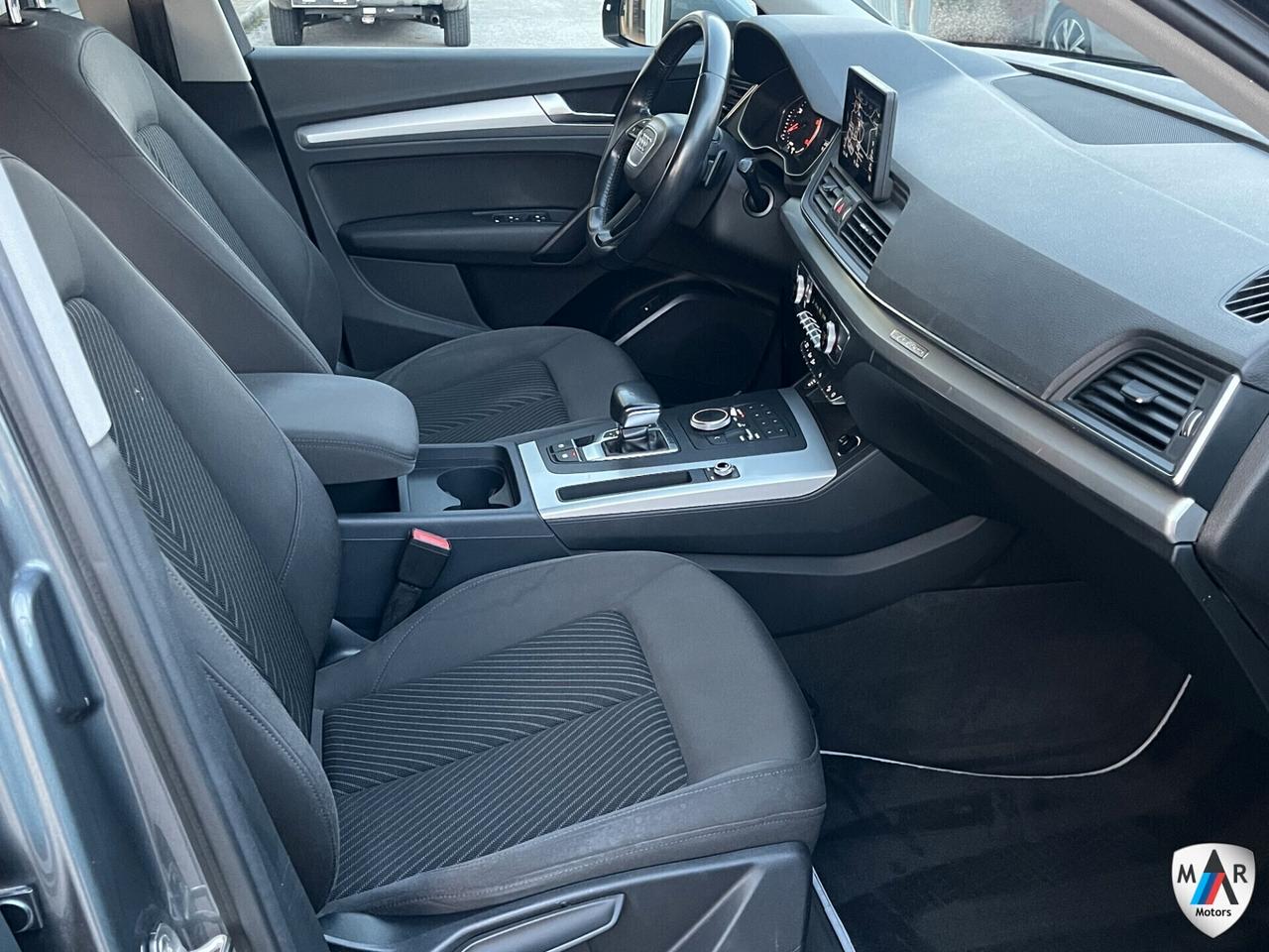 Audi Q5 40 TDI quattro S tronic Business Sport