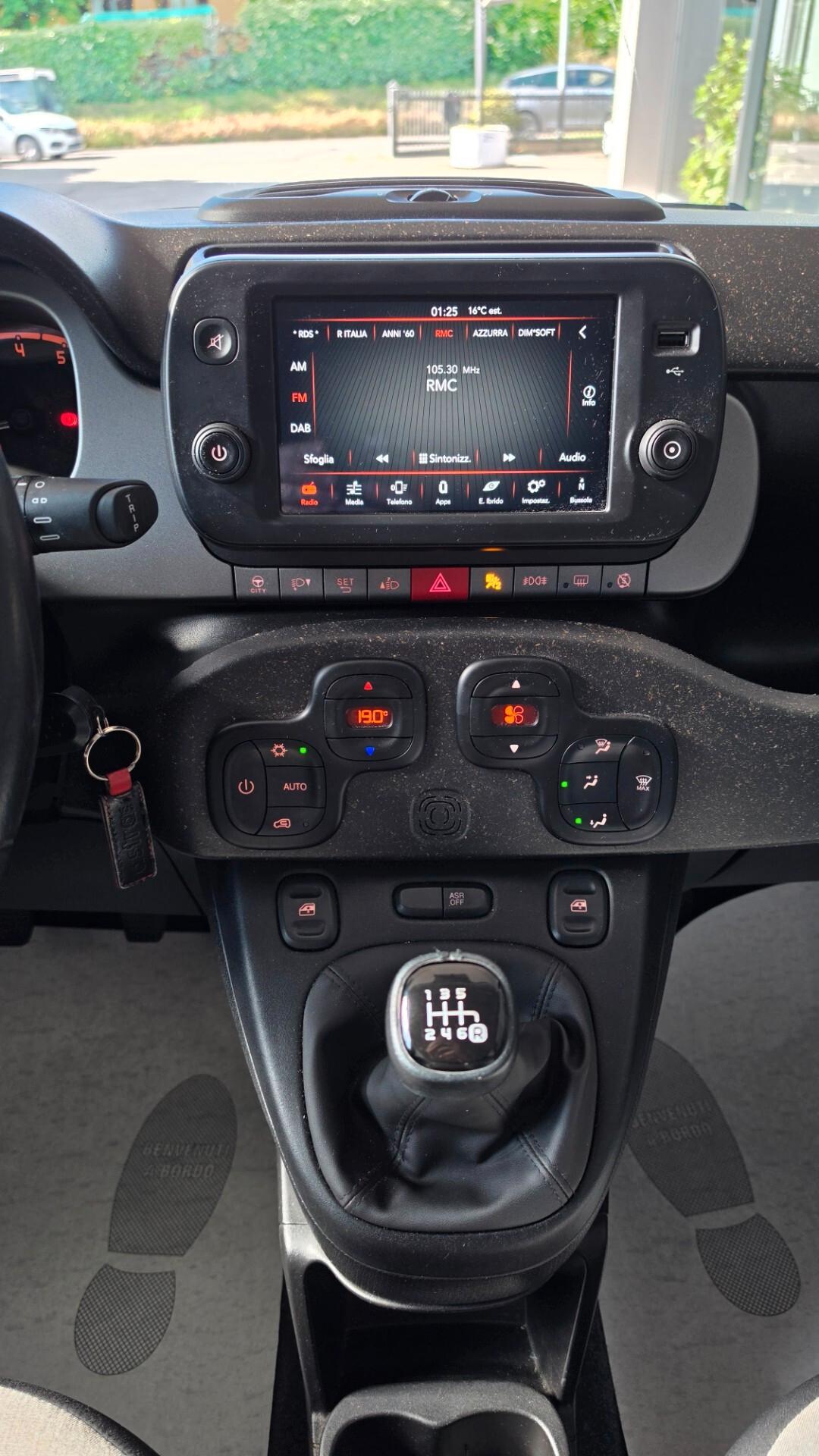 Fiat Panda 1.0 FireFly S&S Hybrid City Cross