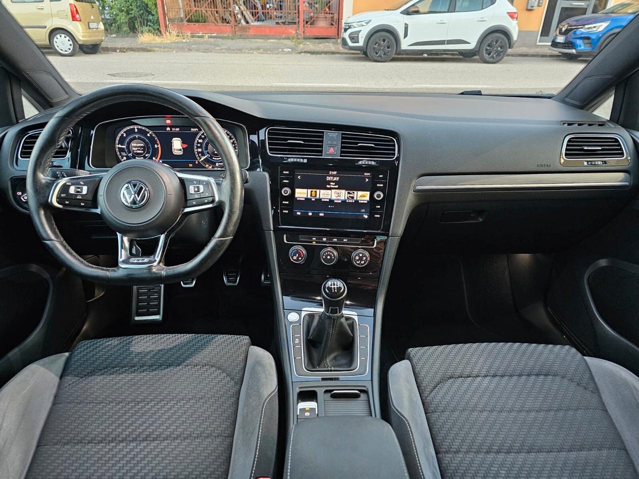 Volkswagen Golf 7.5 1.6 TDI 115cv R-Line*Bi-Xeno*Cockpit*Euro6*