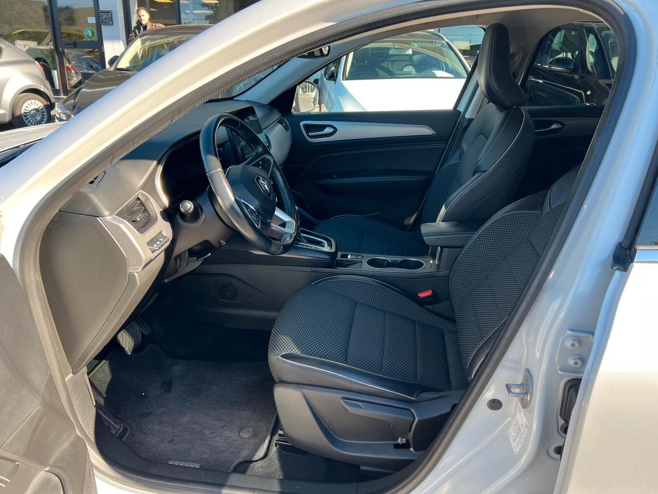 Renault Arkana 2021 1.6 E-Tech full hybrid Intens *44000KM