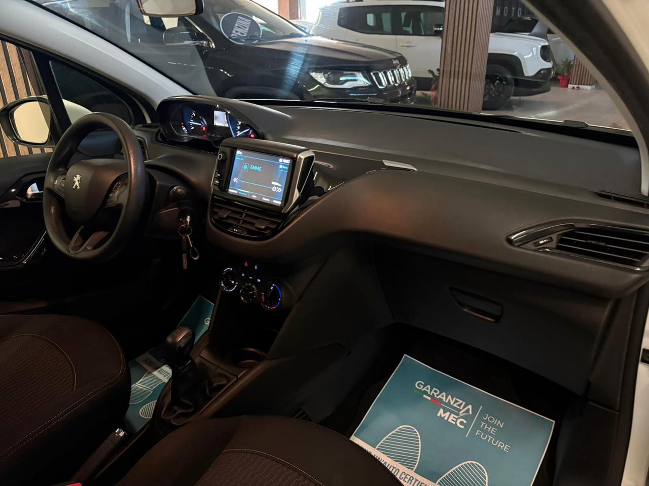 Peugeot 208 1200cc 82cv allestimento Active