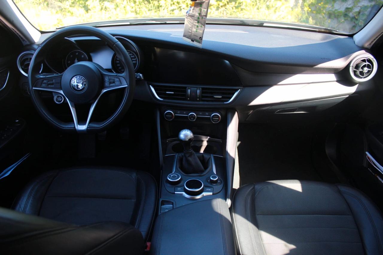 Alfa Romeo Giulia 2.2 Turbodiesel 150 CV Super