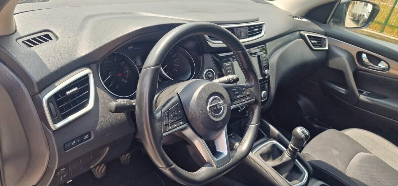 Nissan Qashqai 1.3 DIG-T 140 CV Tekna Dynamic Standard