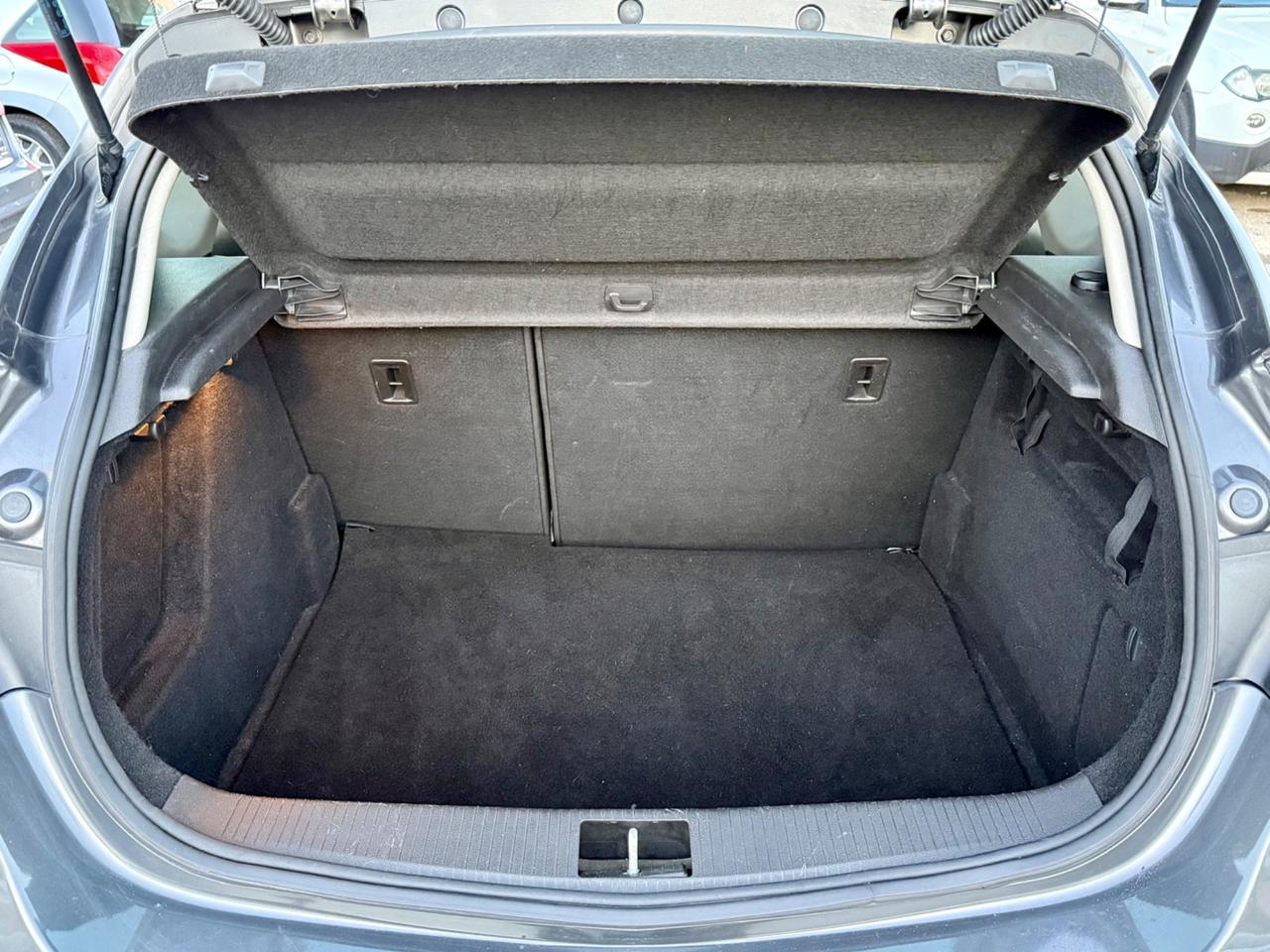 Opel Astra 1.4BENZINA 100CV 5P Cosmo NEOPATENTATO