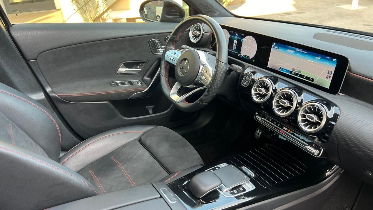 MERCEDES A 180d PREMIUM LUXURY 2019 TETTO APRIBILE