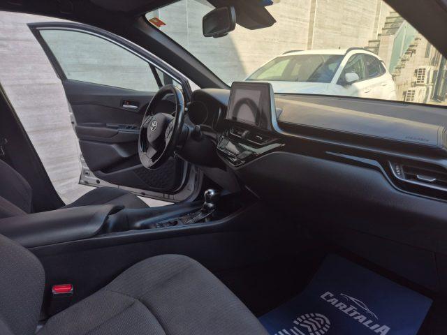TOYOTA C-HR 1.8 Hybrid E-CVT Active