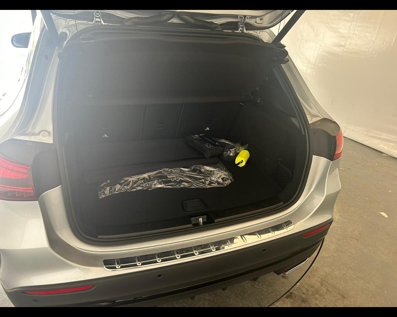 Mercedes-Benz GLA 180 d Automatic