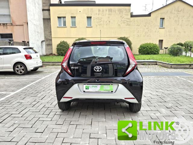 TOYOTA Aygo Connect 1.0 VVT-i 72CV x-fun GARANZIA INCLUSA