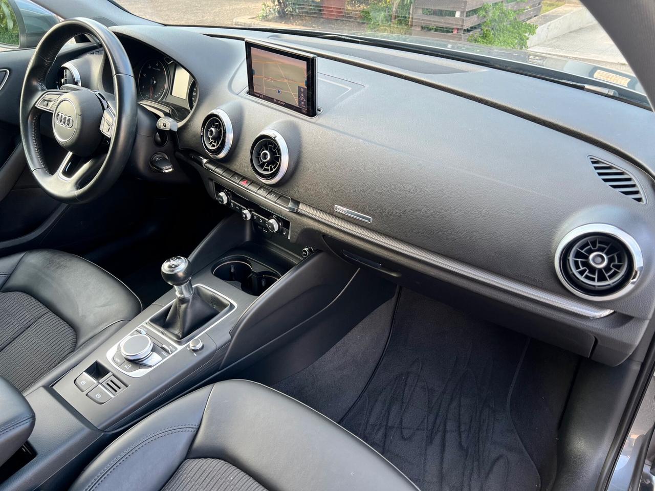 Audi A3 SPB Sportback 30 1.6 tdi Design 116cv LED/NAVI/18;