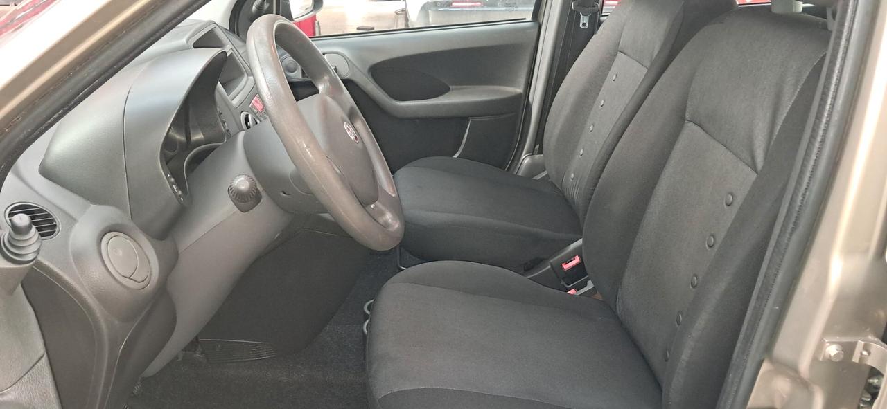 Fiat Panda 1.2 Emotion