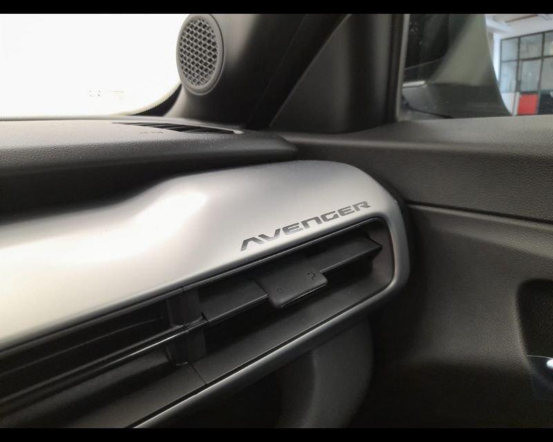 Jeep Avenger E-Hybrid Altitude 1.2 110cv Dct Mhev