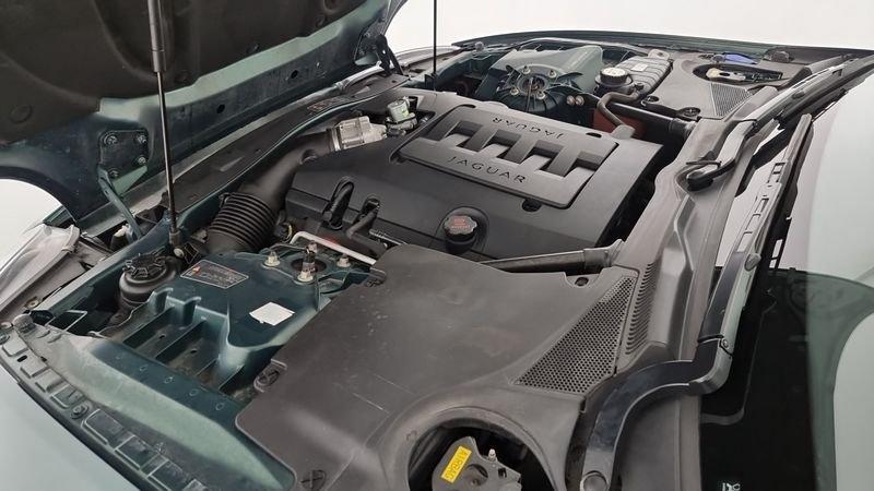Jaguar XK XK8 4.2 V8 Coupé