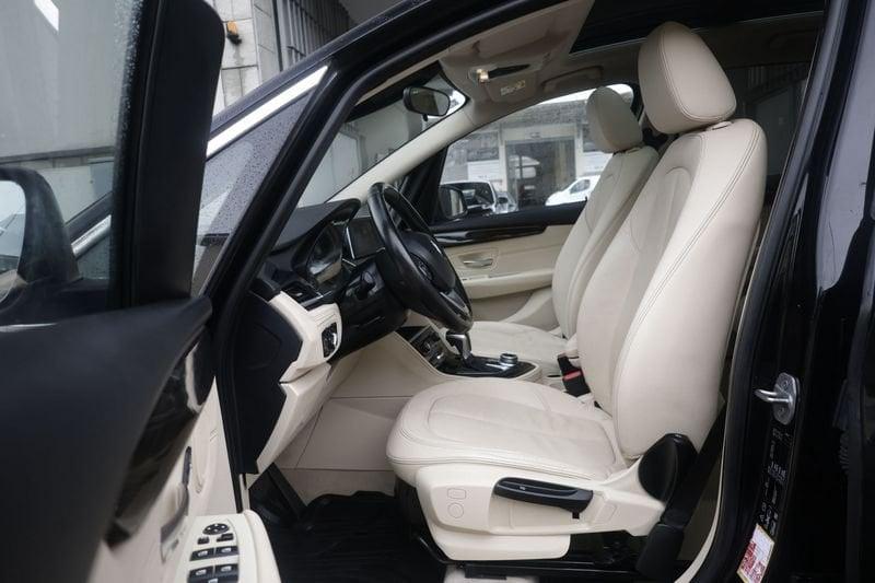 BMW Serie 2 Gran Tourer BMW Serie 2 Gran Tourer 220d xDrive Gran Tourer Luxury aut. 140KW ANNO 2016