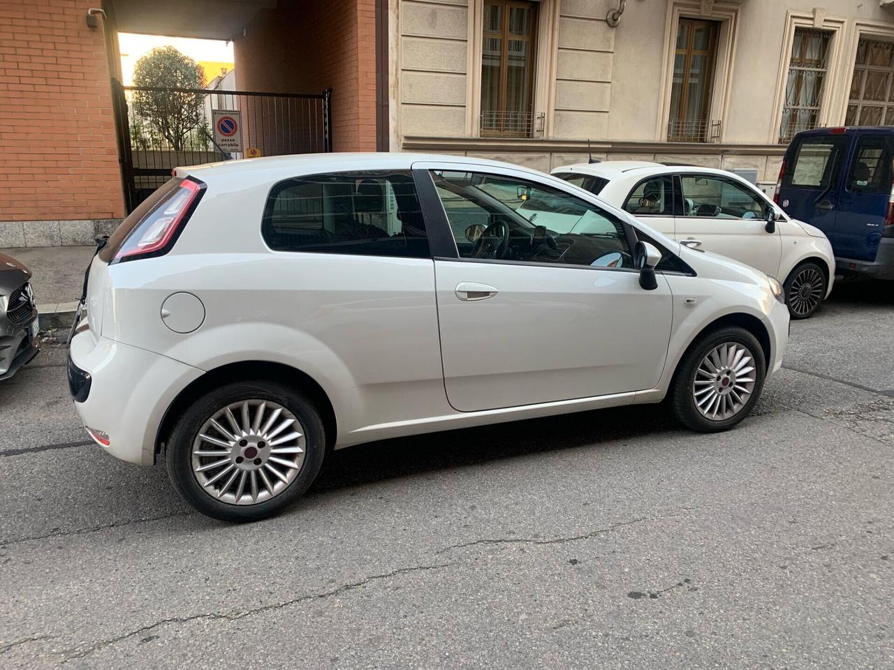 Neopatentati! Fiat Punto Evo Punto Evo 1.4 3 porte S&S Dynamic